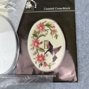 Fond Memories #19 Counted Cross Stitch Kit Hummingbird Single Light Switch Plate